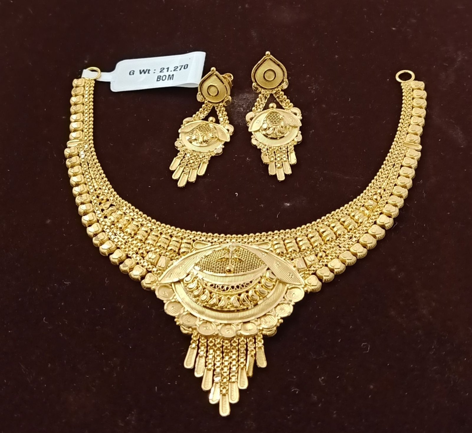 Gold Necklace Set